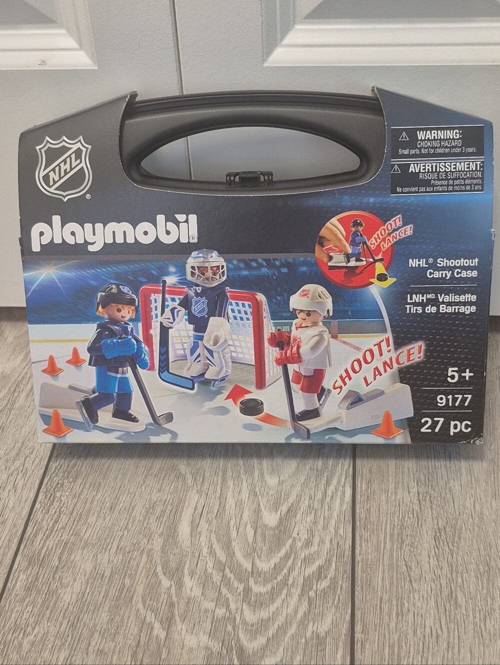 Playmobil 9177 NHL Shootout Carry Case 27 Pieces